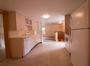 10 Ontario Ave #2, New Hartford, NY 13413