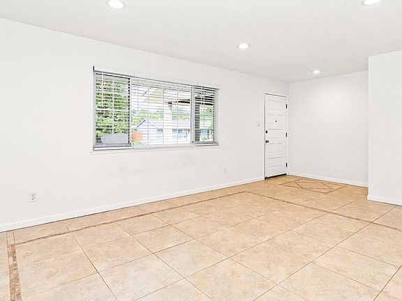 3rd image of 7400 Pennington Way