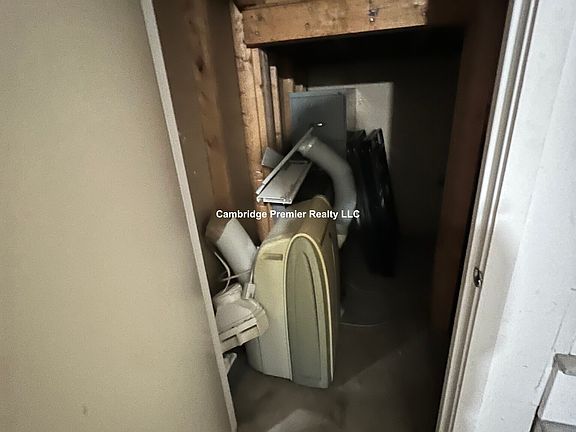 5th image of 9 Fort Washington Pl #4