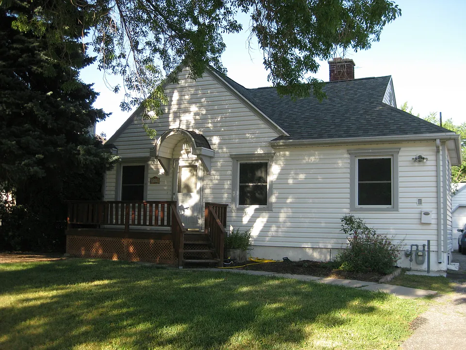 1539 S 300 E #LOWER LEVEL