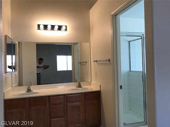 5th image of 5041 Paradise Harbor Pl #0