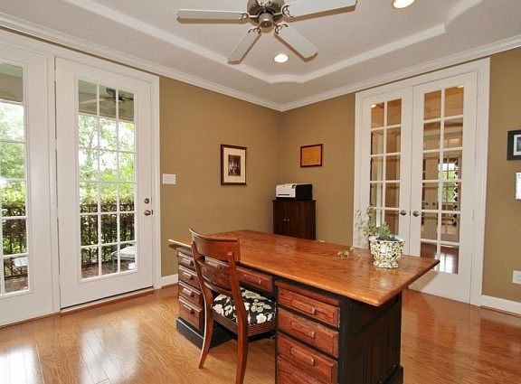 4th image of 5906 Royal Hill Ct