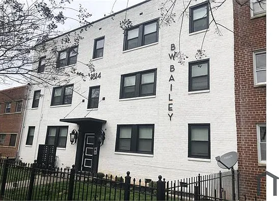 3 bed, $2,200 — Photo 2