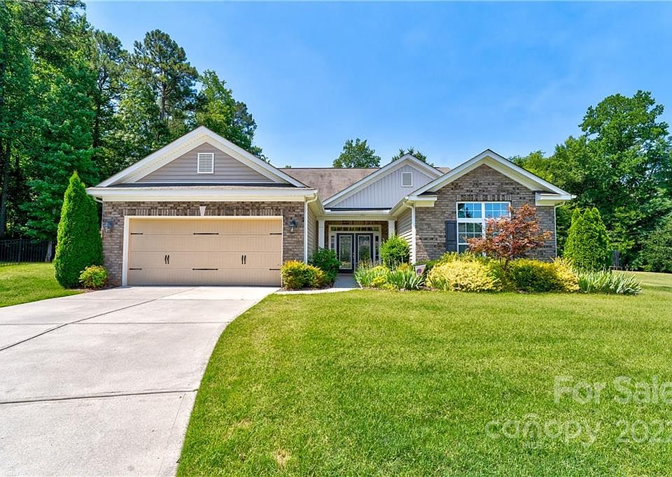 709 Virginia Pine Ln, Lake Wylie, SC 29710 Zillow