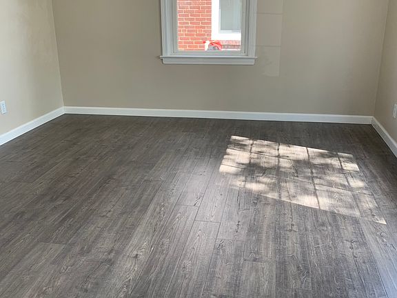 Oak laminated floor