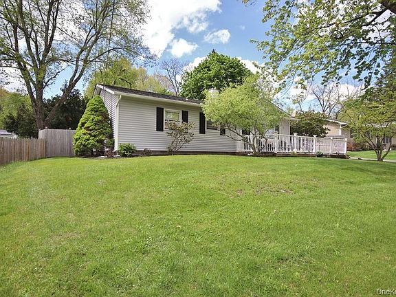 5th image of 27 Cooper Drive