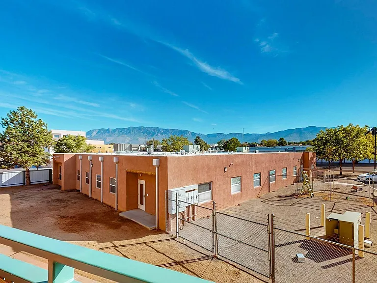 4204 Vida Verde Ln NE — Photo 37