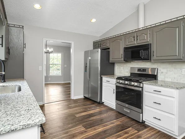 340 Brian Trl, Springville, AL 35146