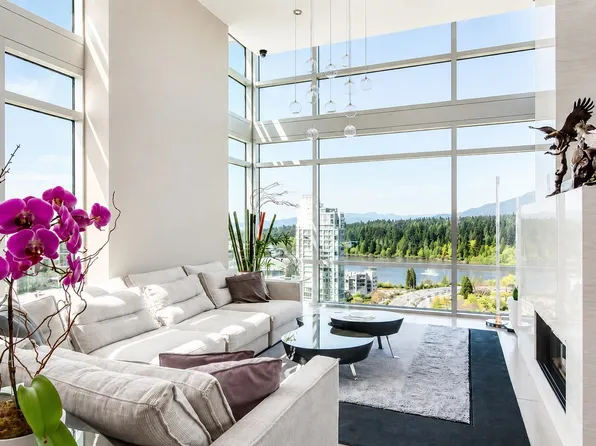 1790 Bayshore Dr #Penthouse 1, Vancouver, BC V6G 3G5