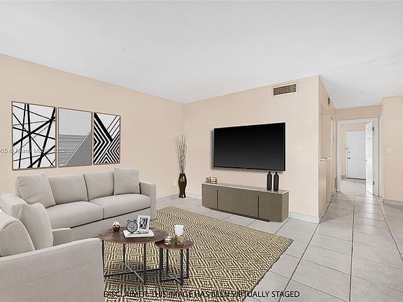 4th image of 10796 N Kendall Dr APT A6