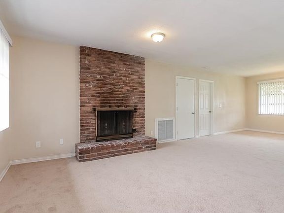 4th image of 6801 7th St S
