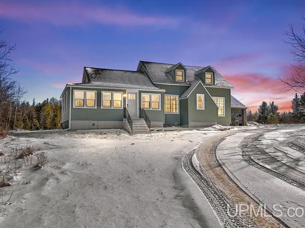 N16024 Maple St, Spalding, MI 49886