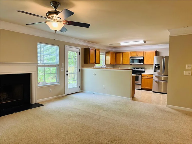 2515 Sheldon Pl — Photo 10