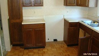 2nd image of 50 W Clarke Ave