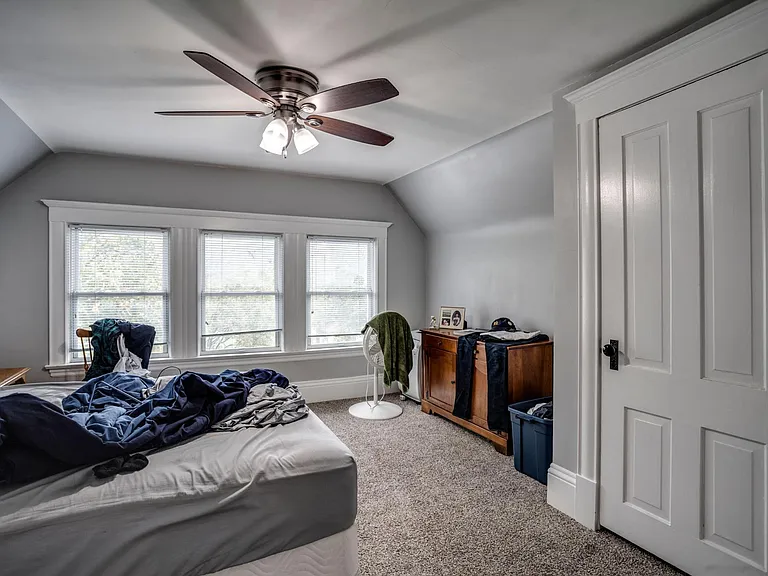 3040 James Ave S #3 — Photo 11