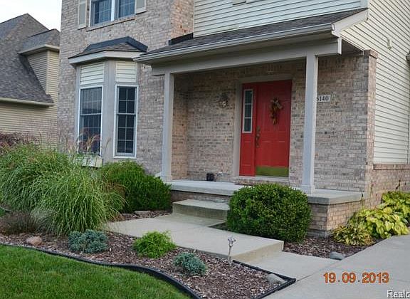 3rd image of 6140 Woodridge Ln