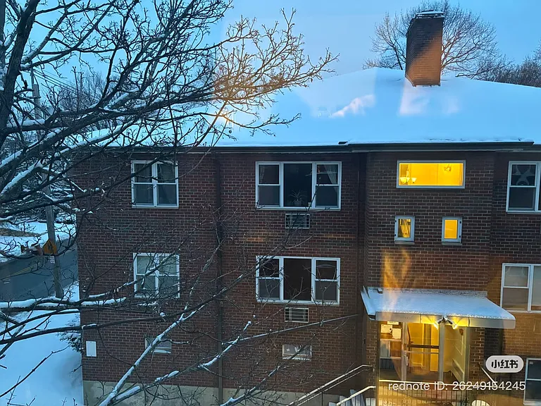 205 Kent St #66 — Photo 11