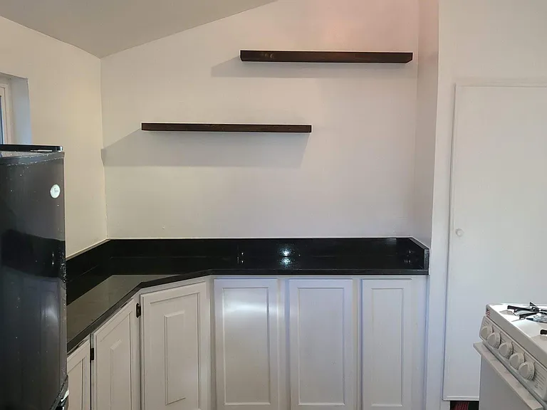 178 Howard Ct #5 — Photo 3