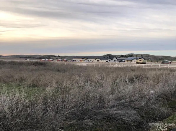 N Linder Rd, Eagle, ID 83616