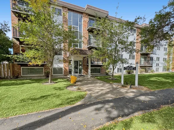 10320 113th St NW #304, Edmonton, AB T5K 1P6