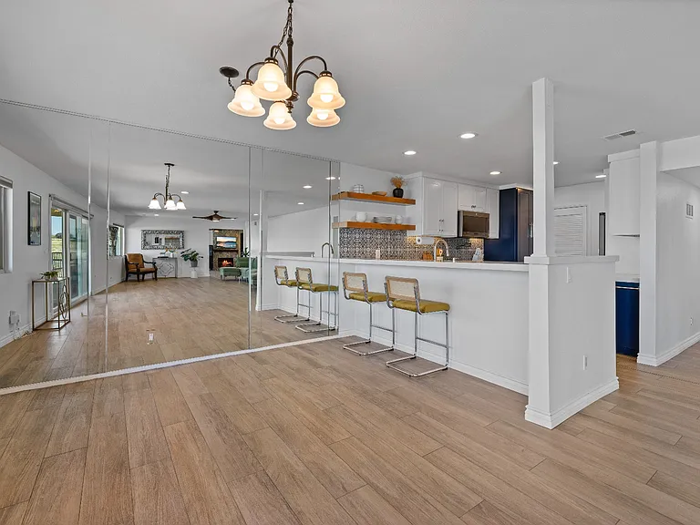 2700 E Panorama Dr #208 — Photo 7