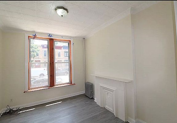 5th image of 1632 8th Ave #1L