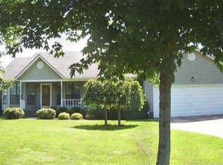 130 Tobacco Dr, Martin, TN 38237