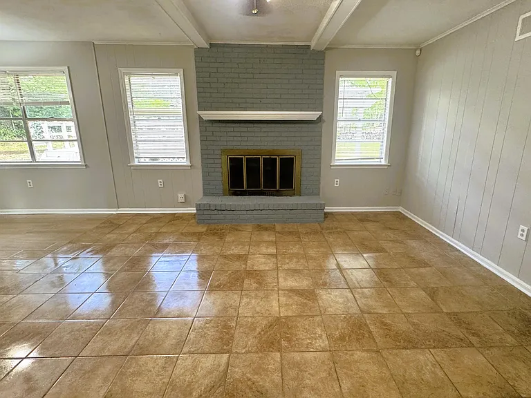 5209 Yale Rd — Photo 6