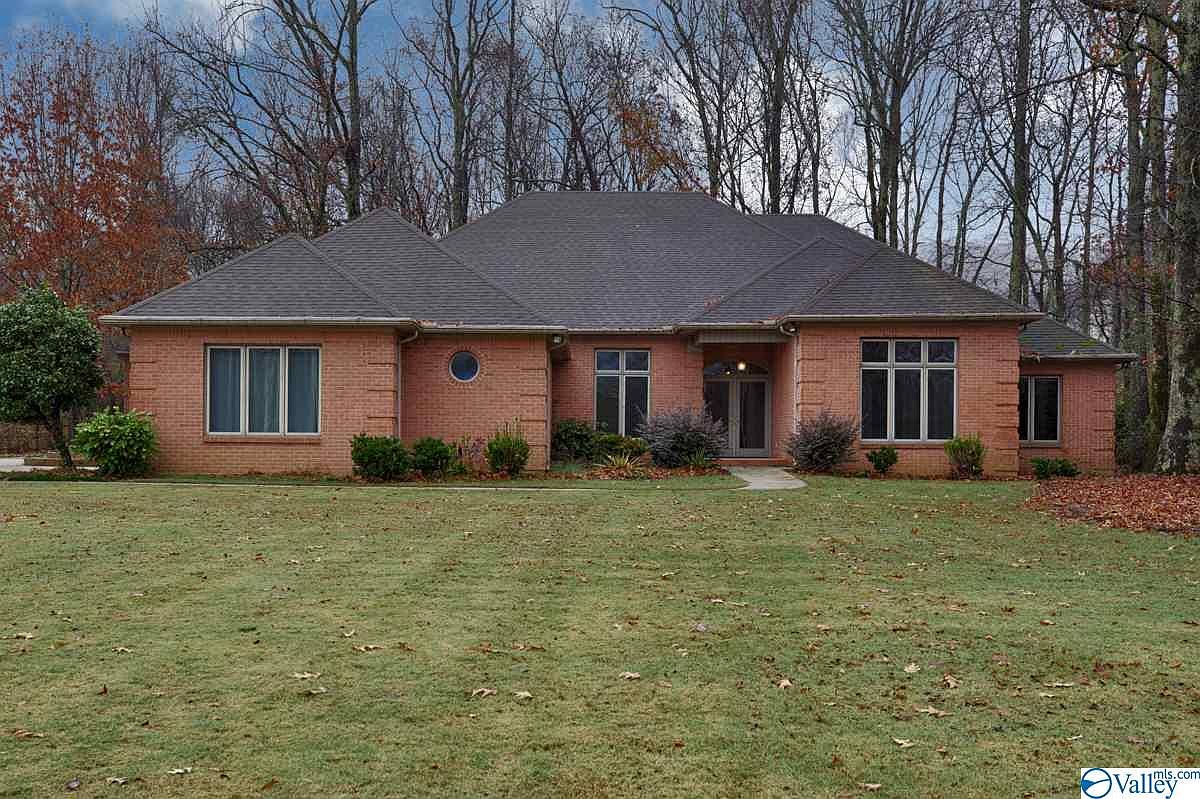 132 Cheval Blvd SE, Brownsboro, AL 35741 Zillow