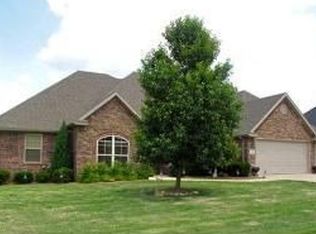 2306 SW Chinquapin Ave, Bentonville, AR 72713