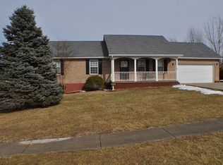 678 S Woodland Dr, Radcliff, KY