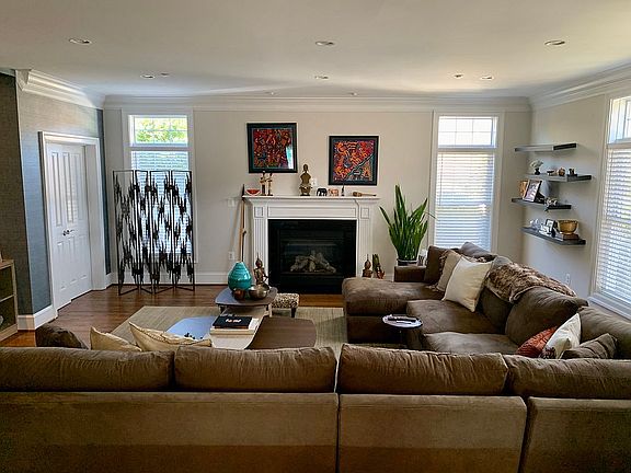 4th image of 7809 Winterberry Pl