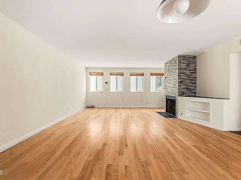 477 S Euclid Ave #477E — Photo 6