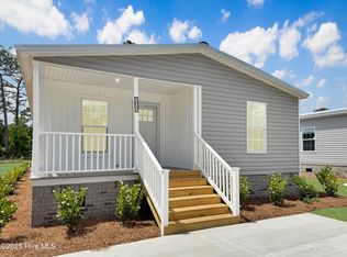 1017 Pine Ridge Ct, Castle Hayne, NC 28429