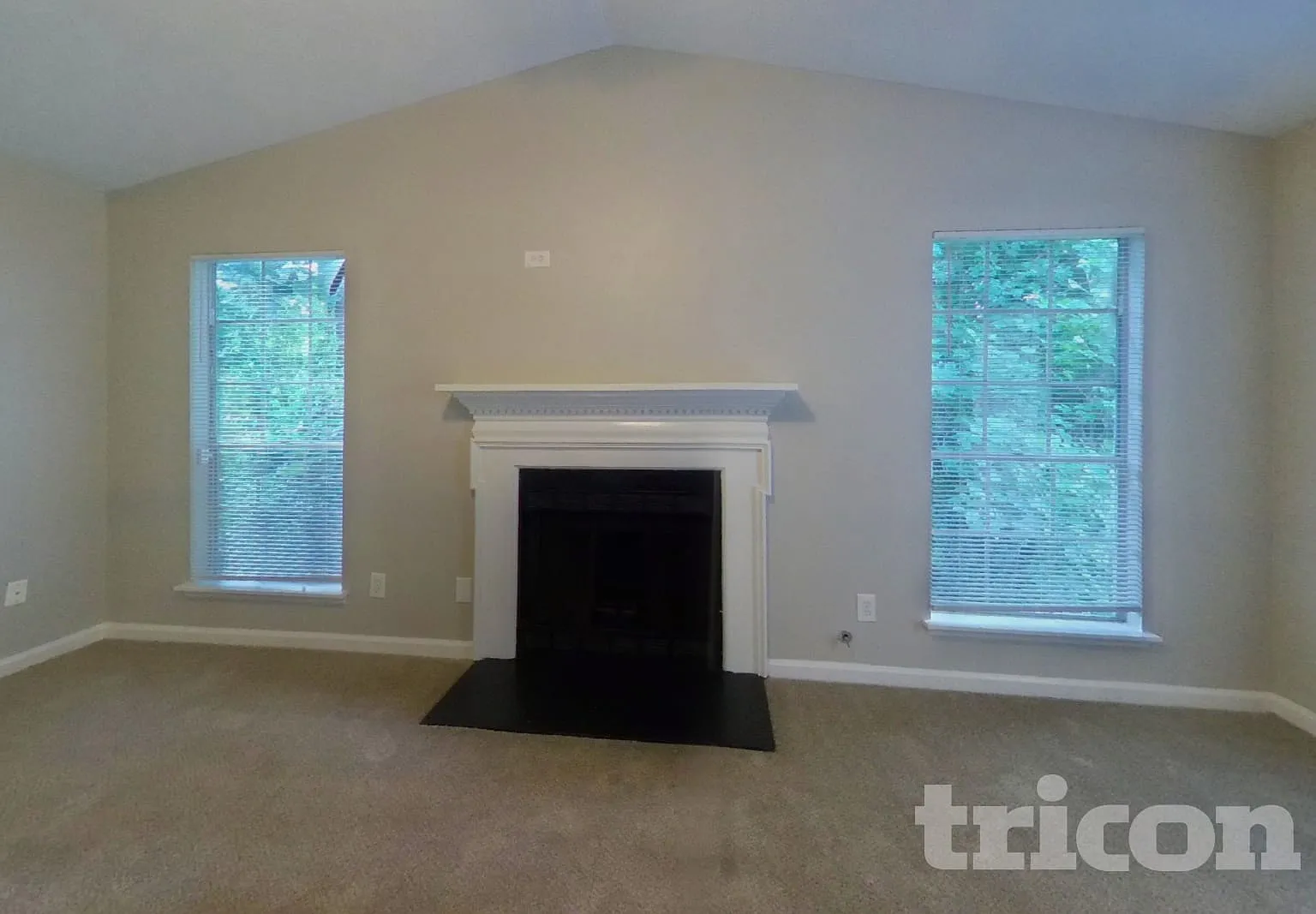 2755 Wildflower Lane Snellville GA — Photo 2