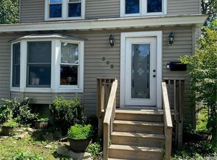 502 Vine St, Liverpool, NY 13088
