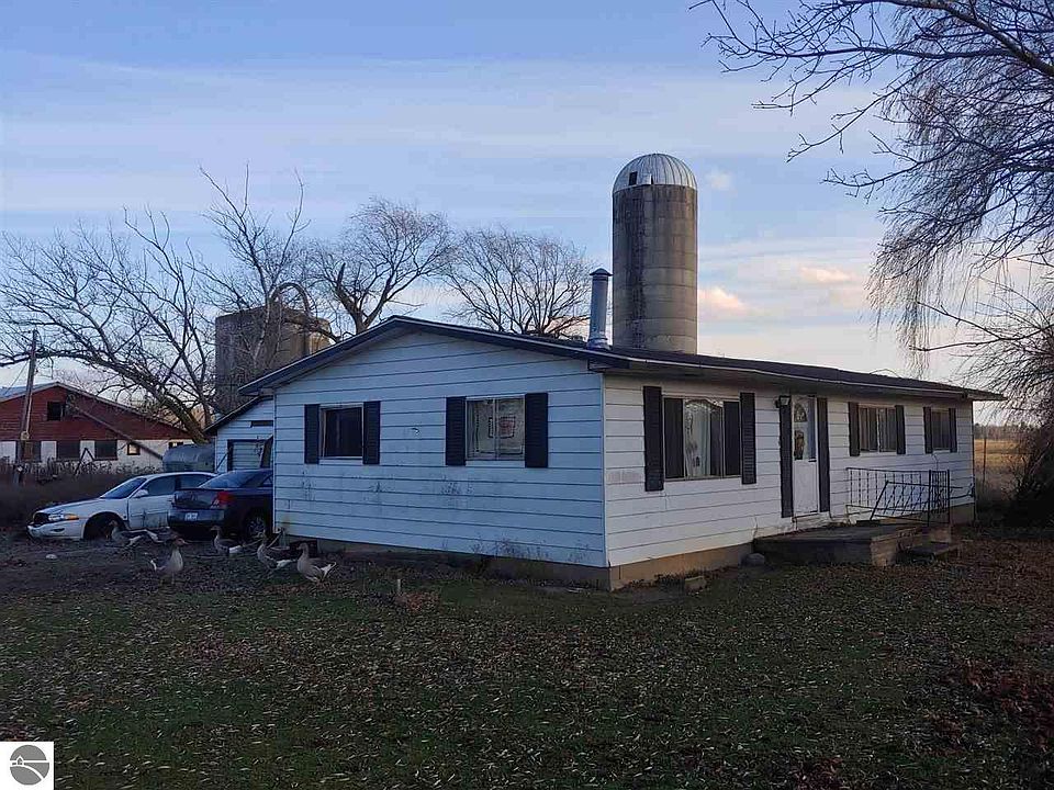 1st image of 19702 5th Ave