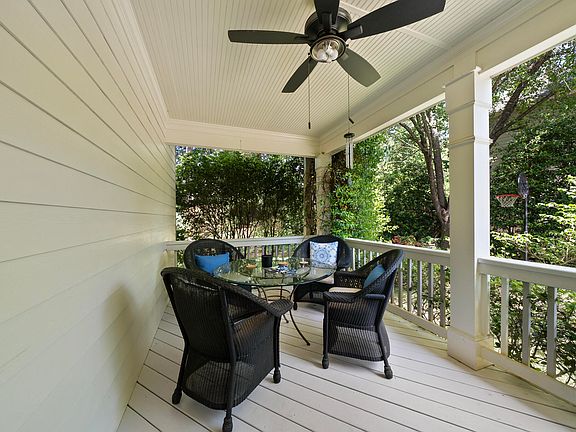 4th image of 102 Morganford Pl
