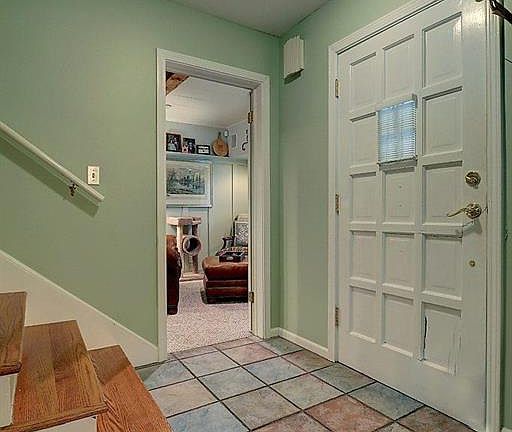 4th image of 6746 Kenwood Ave