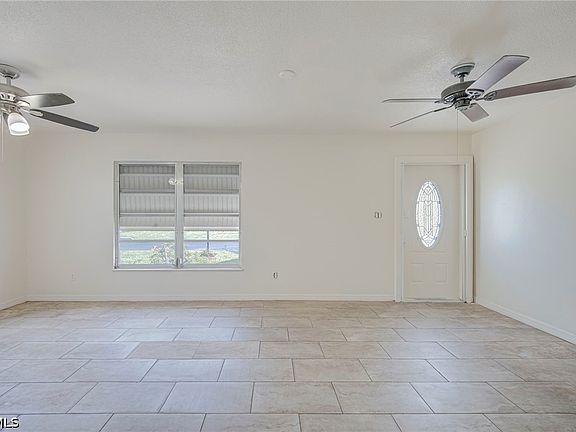 3rd image of 63 Tangelo Ct