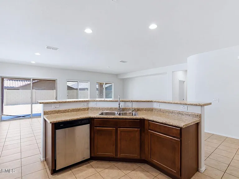 10733 W Lariat Ln — Photo 11
