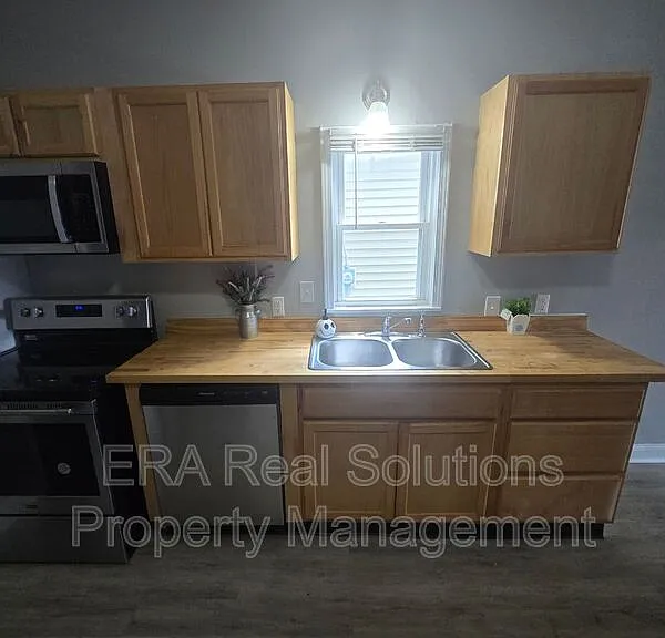 2368 S 5th St — Photo 6