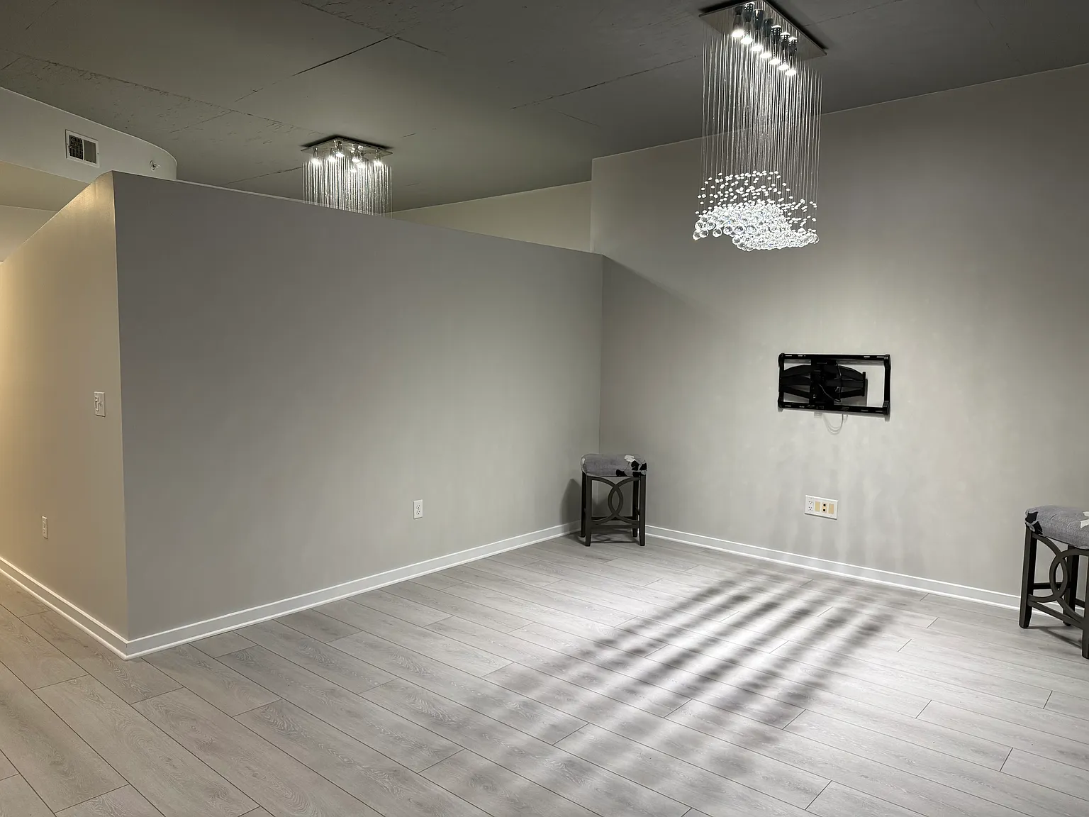 1 bed, 730 sqft, $2,000 — Photo 2