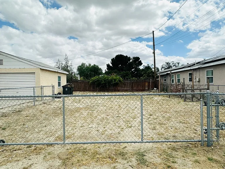503 W Lugonia Ave — Photo 29