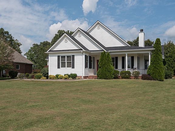 4th image of 301 Briarcliff Ln