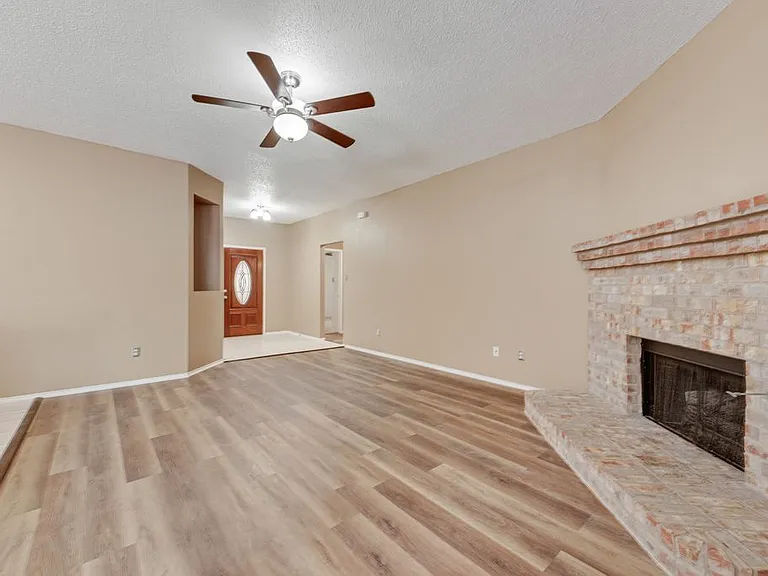 9909 Coolidge Dr — Photo 7