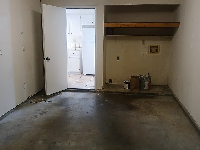 201 Blossom Way #B — Photo 20