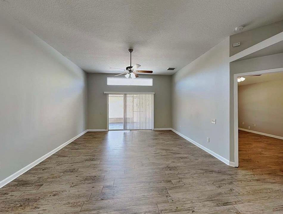 1st image of 10416 Soaring Eagle Dr #1