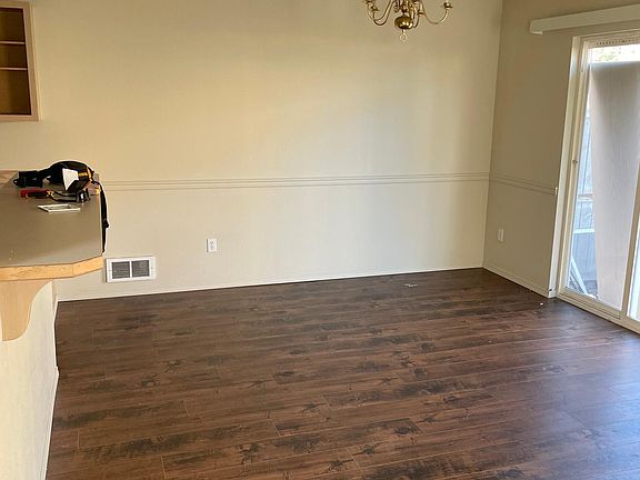 Kitchen/dining area