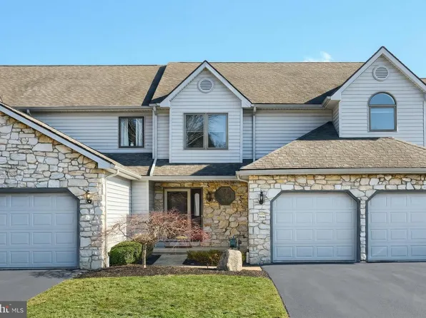 2696 Fairway Dr #2696, York, PA 17402